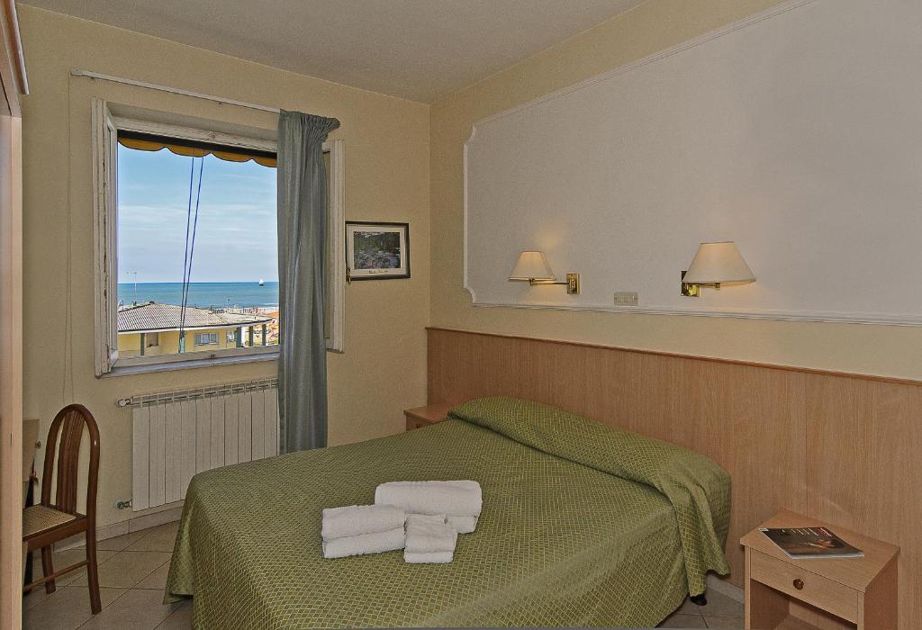 Hotel Bahia Βιαρέτζιο Δωμάτιο φωτογραφία